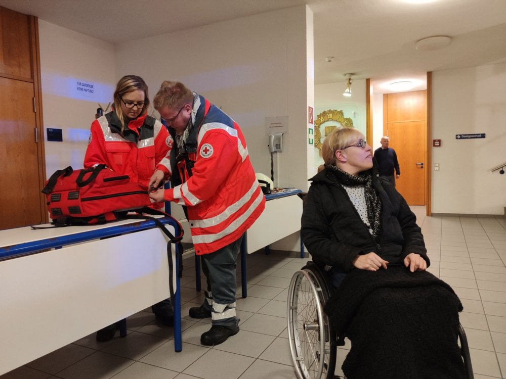 ../previews/011-Feuerwehruebung_20191009_201251_ji.jpg.medium.jpeg