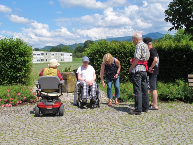 ../previews/011-4ter Spaziergang des Runden Tisches 12_ji.jpg.medium.jpeg